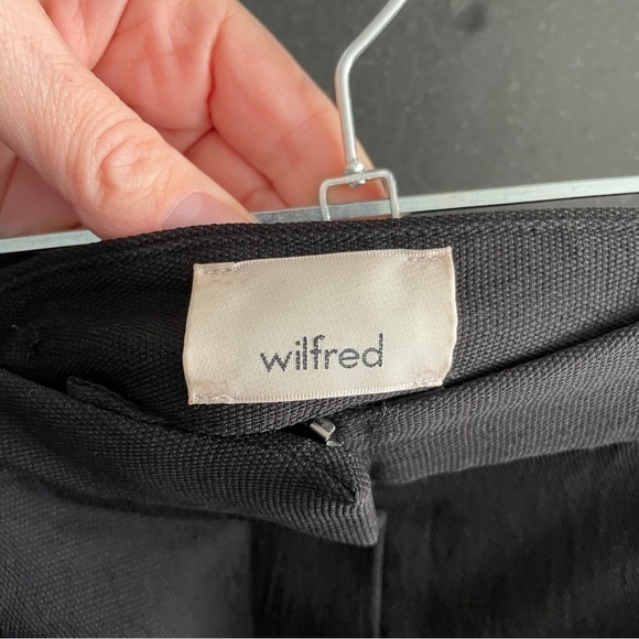 Aritzia Wilfred High Waisted Trouser Shorts Black 2 - Picture 6 of 9